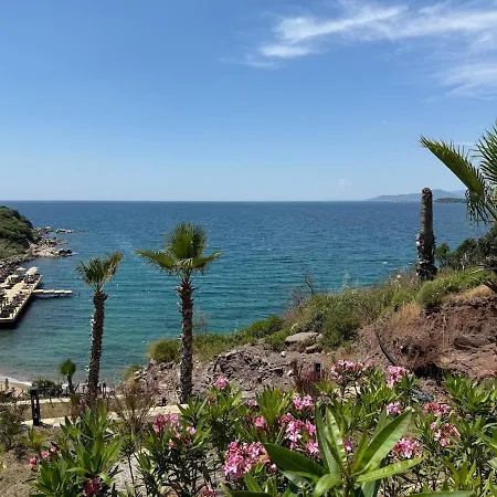 Beachfront With Private And Pool Villa Bogazici